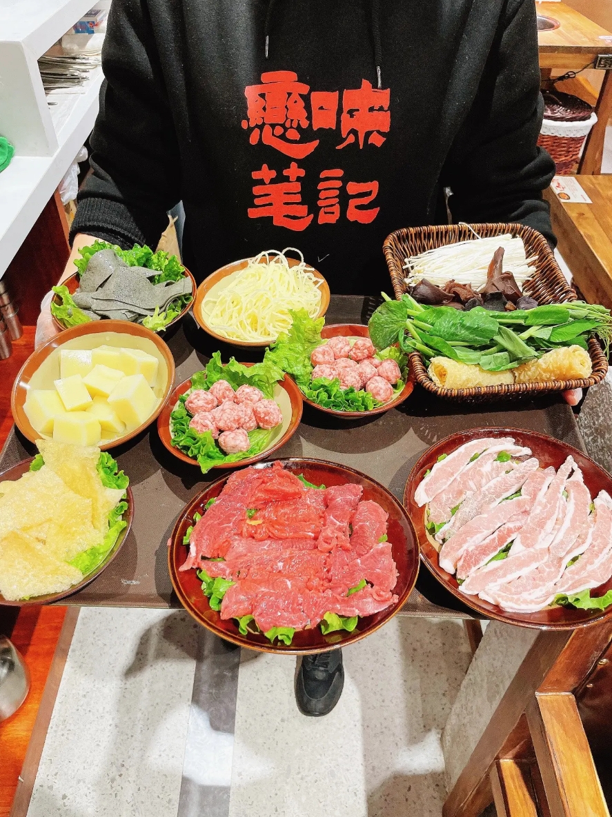 恋味笔记安顺酸汤夺夺粉火锅，你吃过了吗？